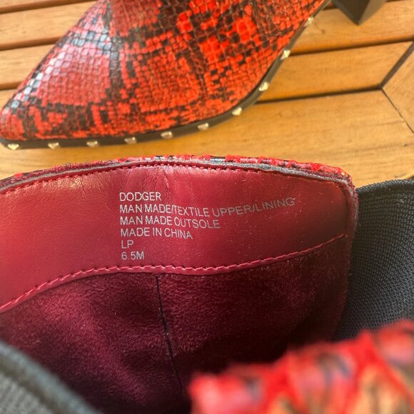 Charles David Red Snake Print Ankle Boots Size 6.5 - Picture 7 of 7